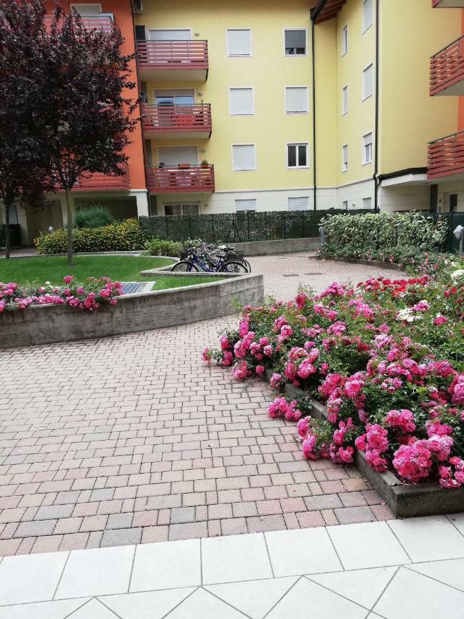 Ca Delle Rose Apartman Rovereto Kültér fotó