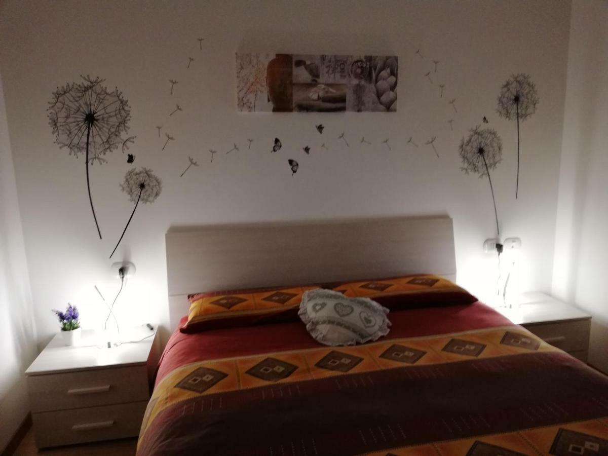 Ca Delle Rose Apartman Rovereto Kültér fotó